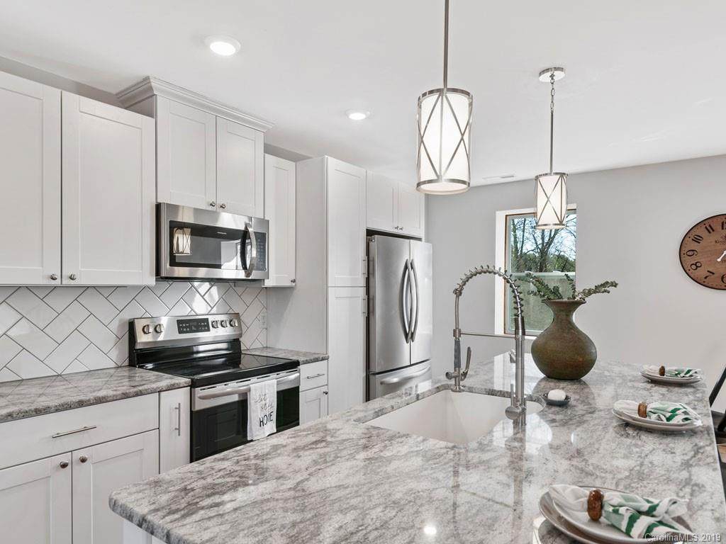 101 Thompson Street - Photo 1