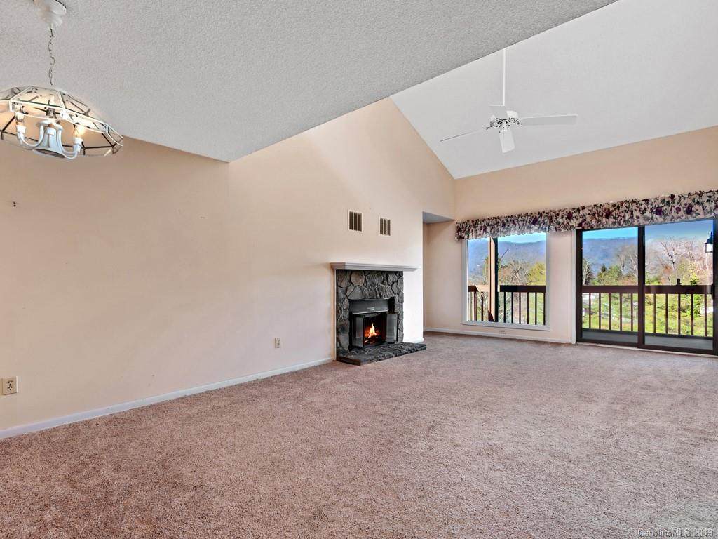 87 Willow Road - Photo 1