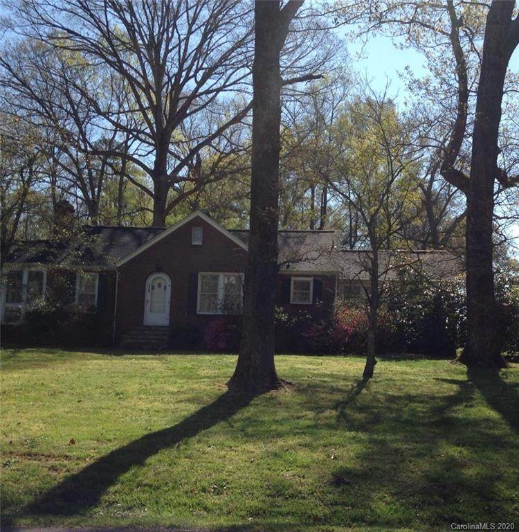 329 Spratt Street - Photo 1