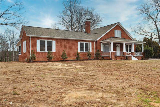 2035 Kool Park Road - Photo 1