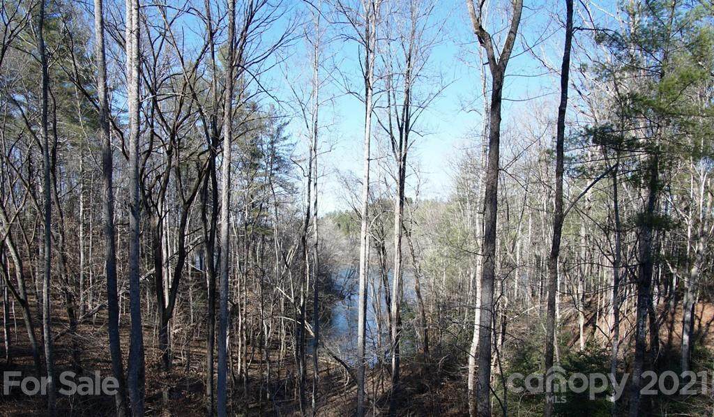316 E Settings Boulevard - Photo 1