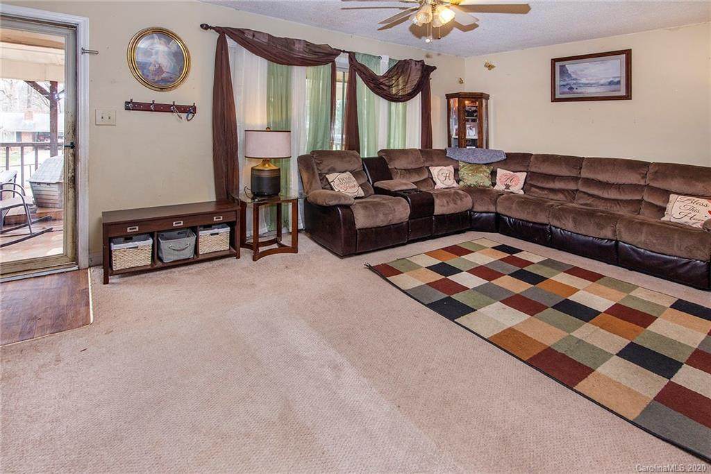 4417 Dawnwood Drive - Photo 1