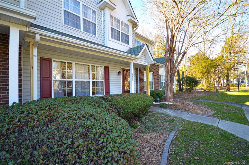 2208 Cigar Court - Photo 1