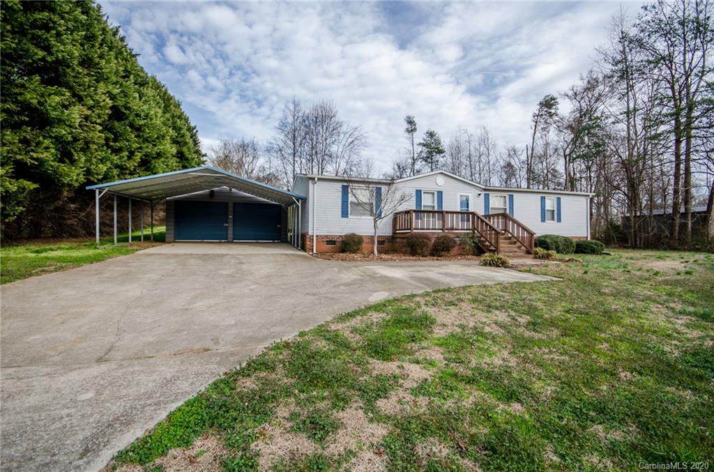 207 Big Forest Drive - Photo 1