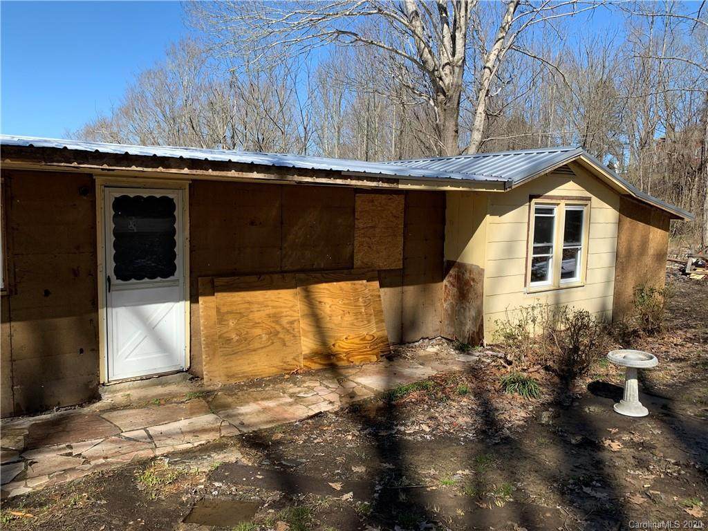 132 Connestee Road - Photo 1
