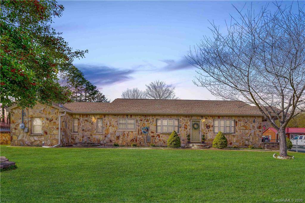 2721 Lowell Bethesda Road - Photo 1
