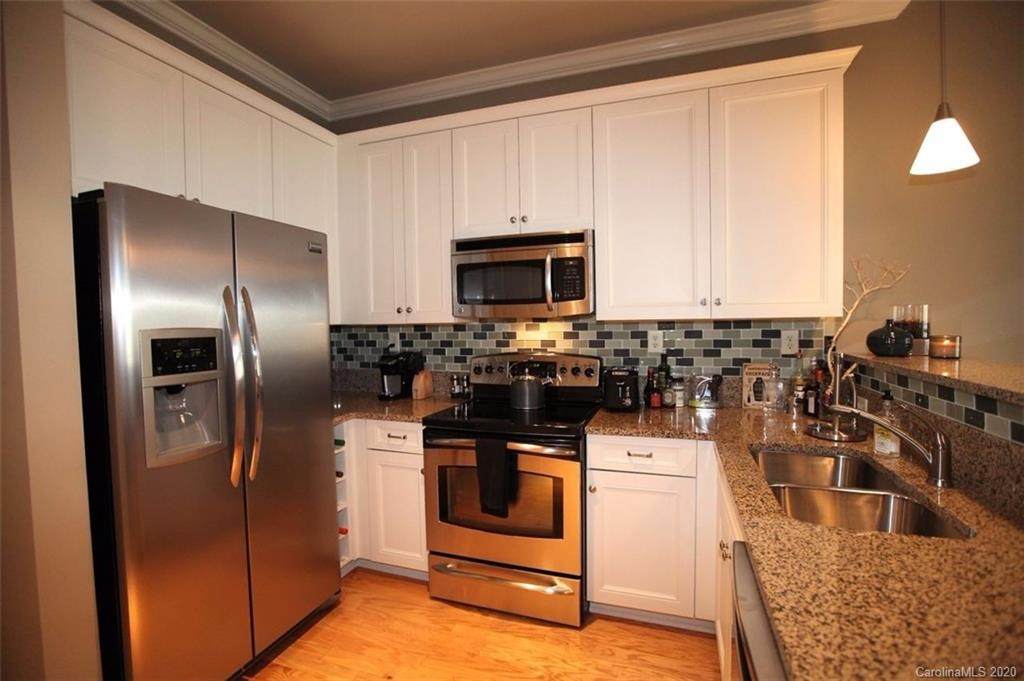230 Tryon Street - Photo 1
