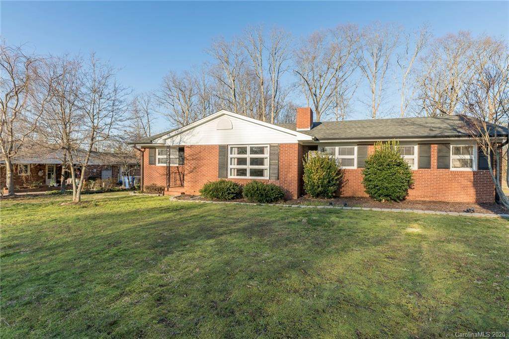 308 Fulton Drive - Photo 1
