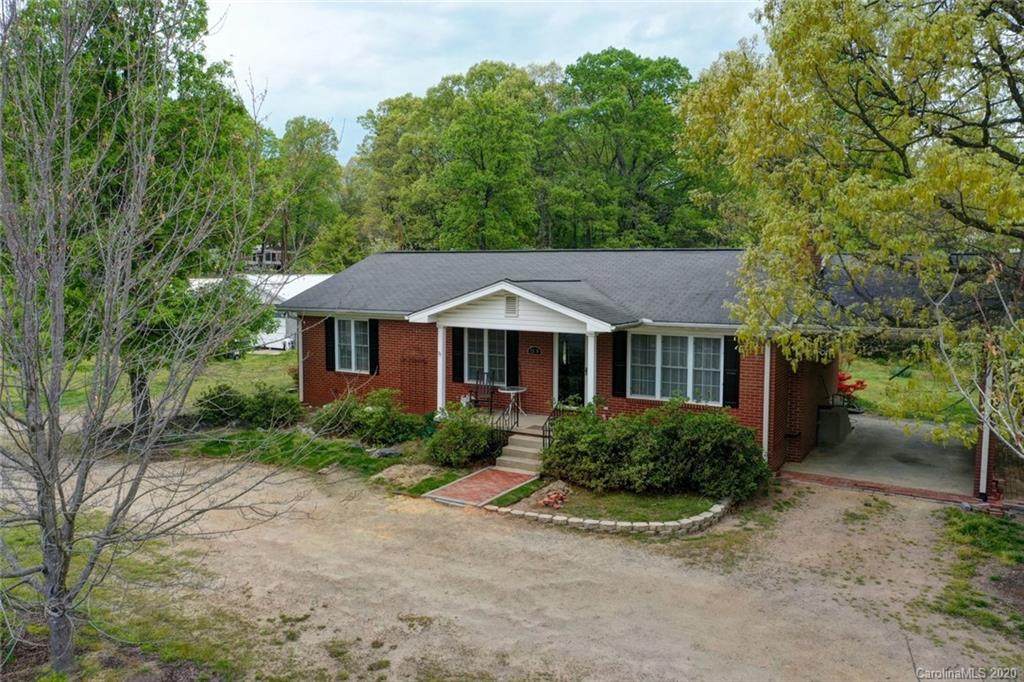 2516 C Street - Photo 1