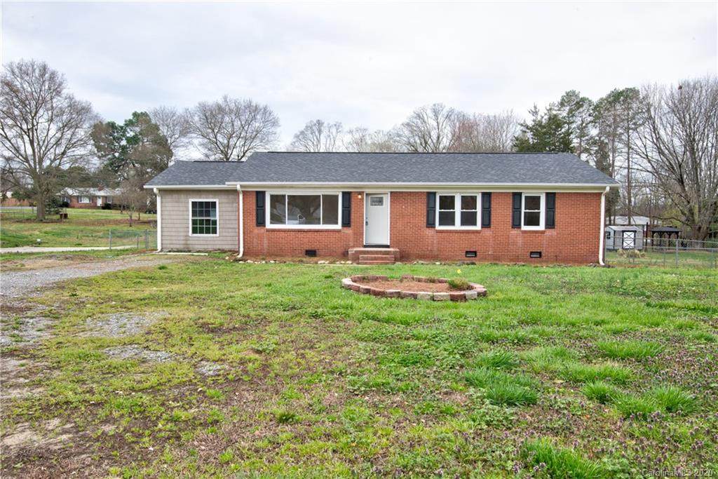 2535 Hickory Grove Road - Photo 1