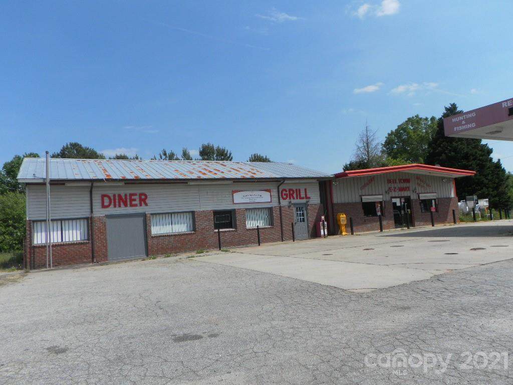 4205 Great Falls Highway - Photo 1