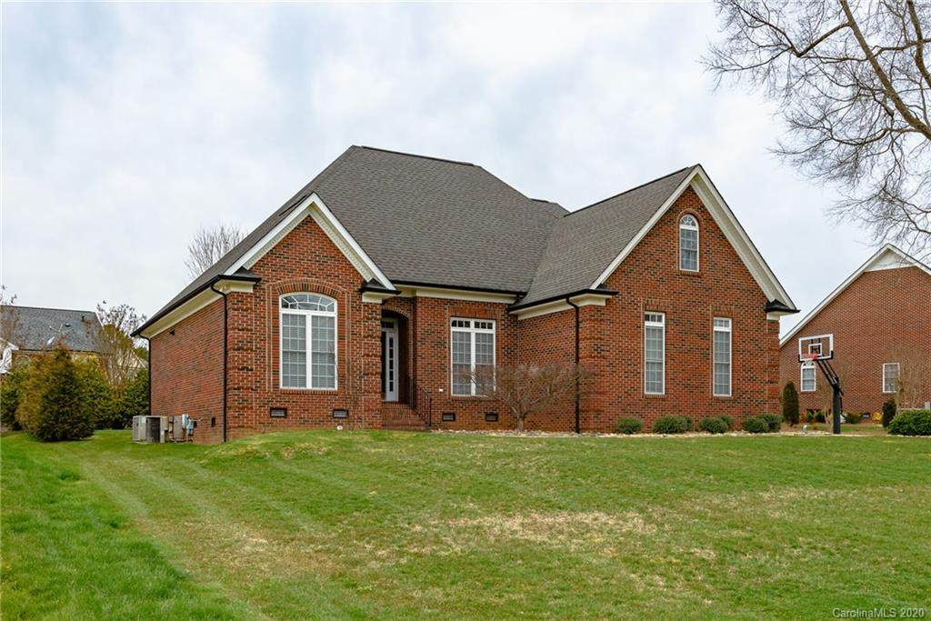 7910 Tottenham Drive - Photo 1