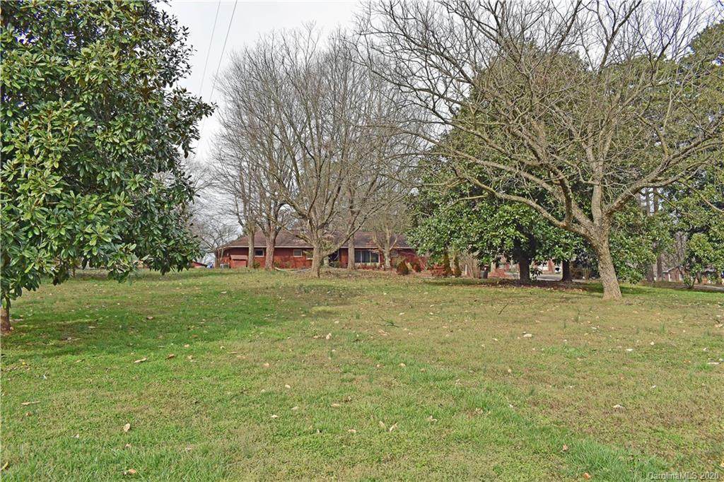 2693 Maiden Highway - Photo 1