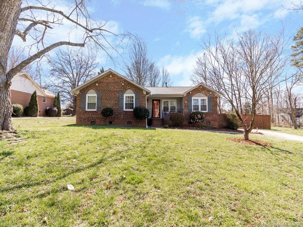 1032 Lightwood Drive - Photo 1
