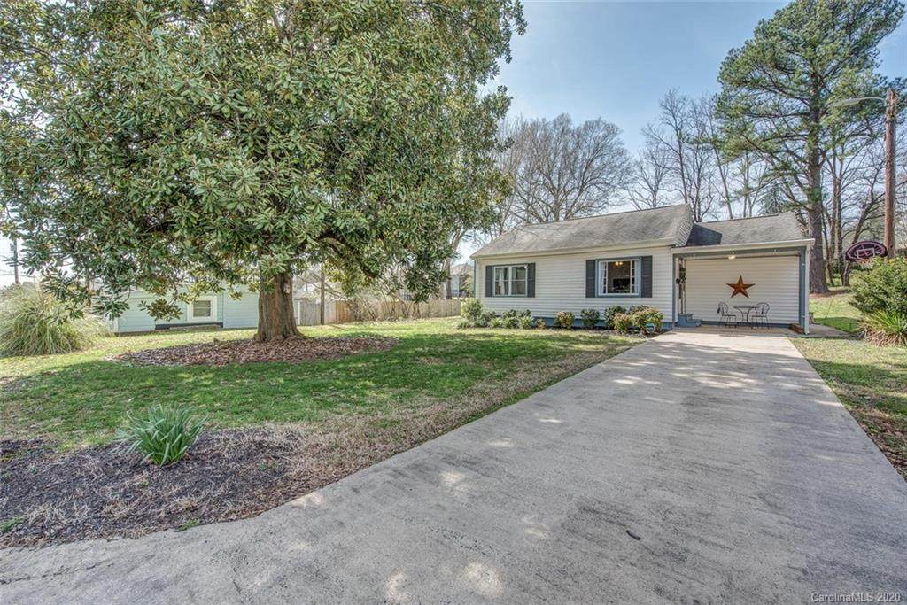 607 Washington Street - Photo 1