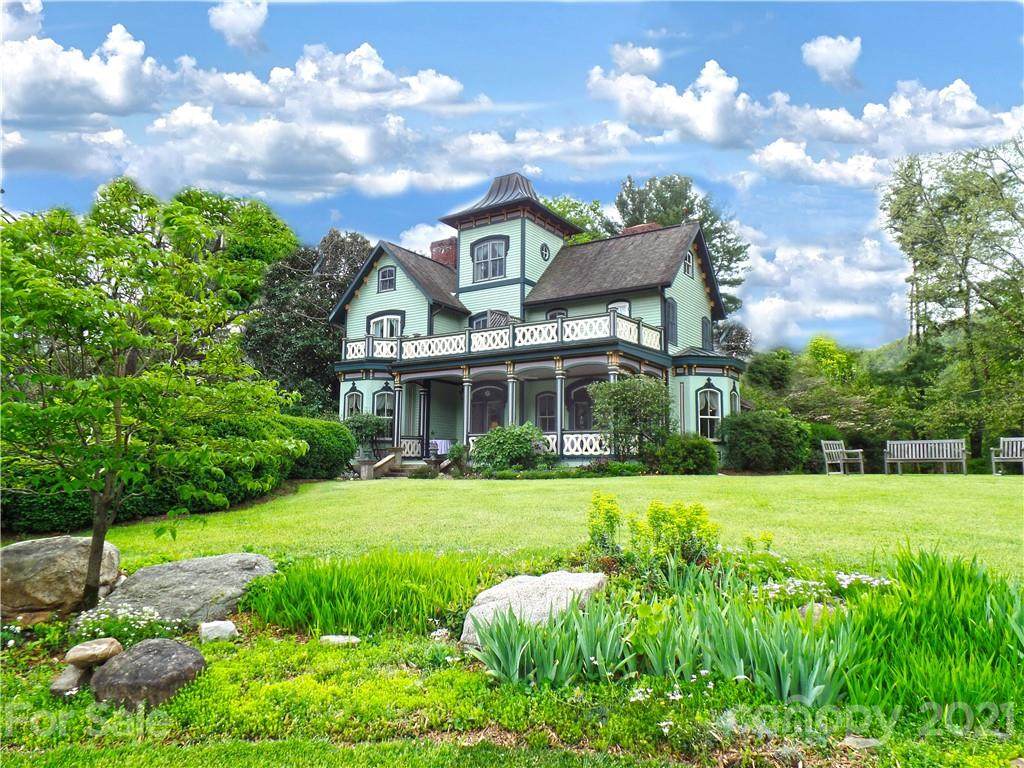 204 Lawson Street - Photo 1