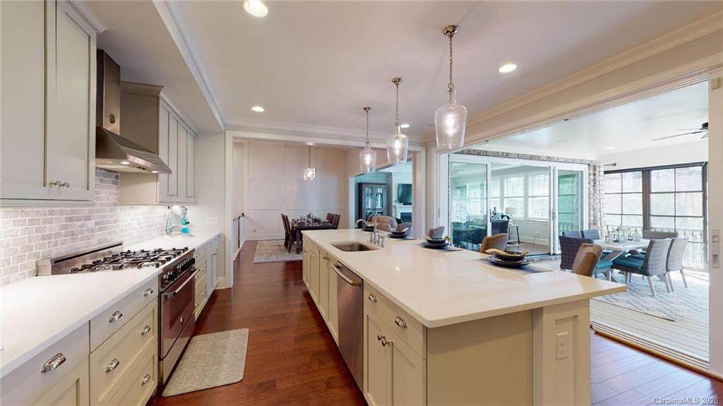 2604 Sandgate Avenue - Photo 1