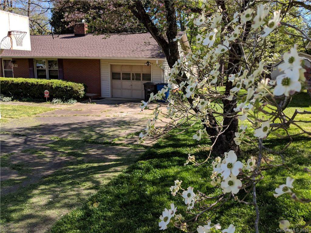 532 Carolina Avenue - Photo 1