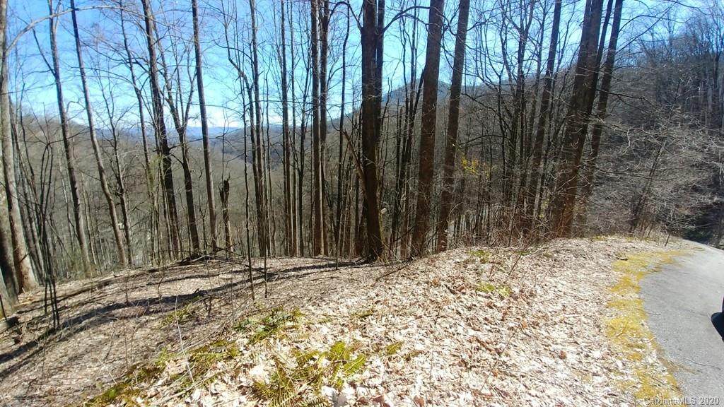 28 Streamside Drive - Photo 1