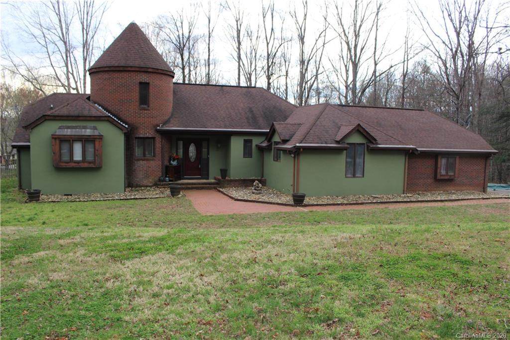 37 Deep Woods Drive - Photo 1