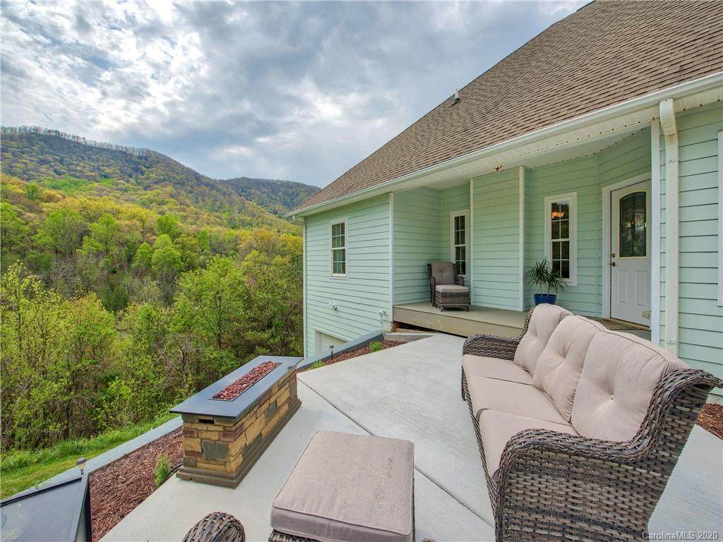 102 Trinity Lane - Photo 1