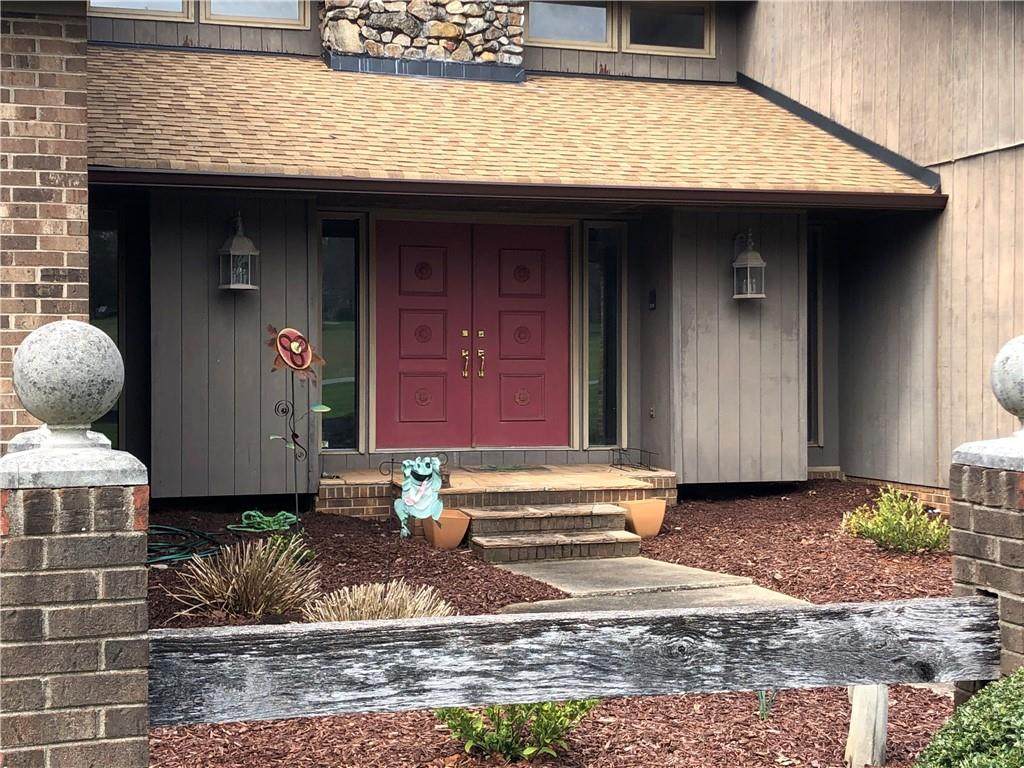 1918 Fairway Drive - Photo 1