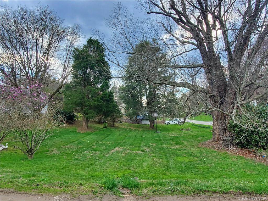 395 Old Us 19 23 Highway - Photo 1