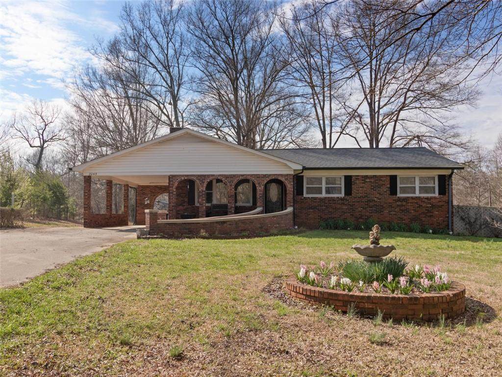 2045 Hobby Street - Photo 1