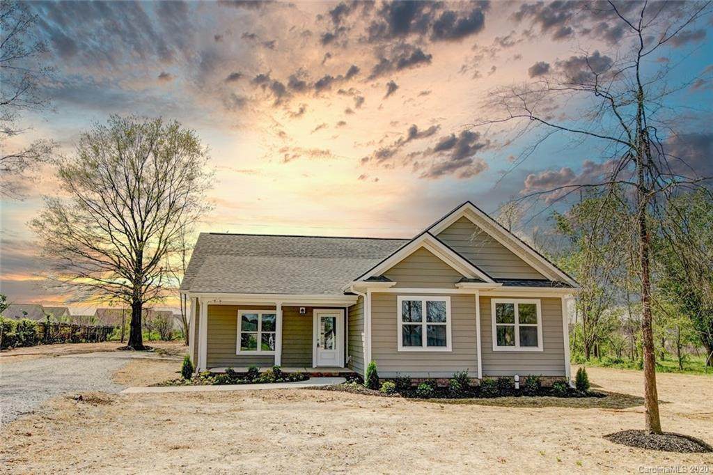 5013 Willow Run Drive - Photo 1
