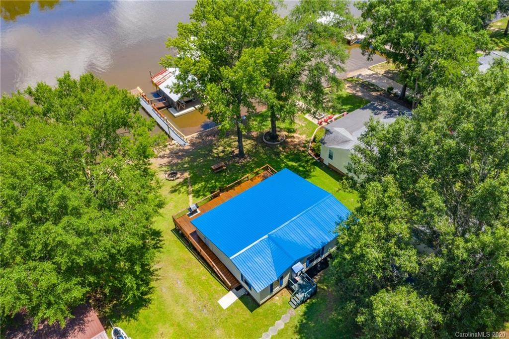 2490 Cottage Lane - Photo 1