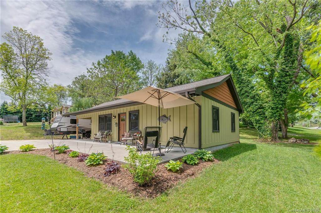 22 Hollingsworth Lane - Photo 1