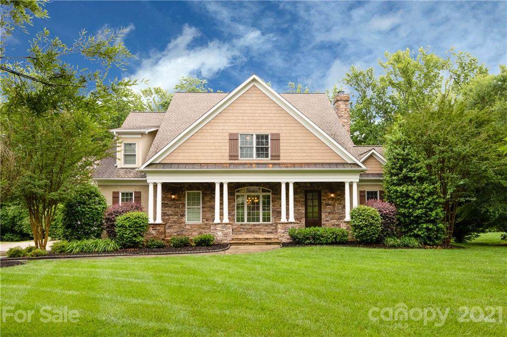 704 Torrence Court - Photo 1