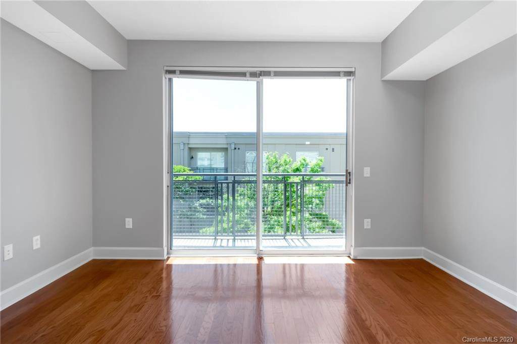 1315 East Boulevard - Photo 1