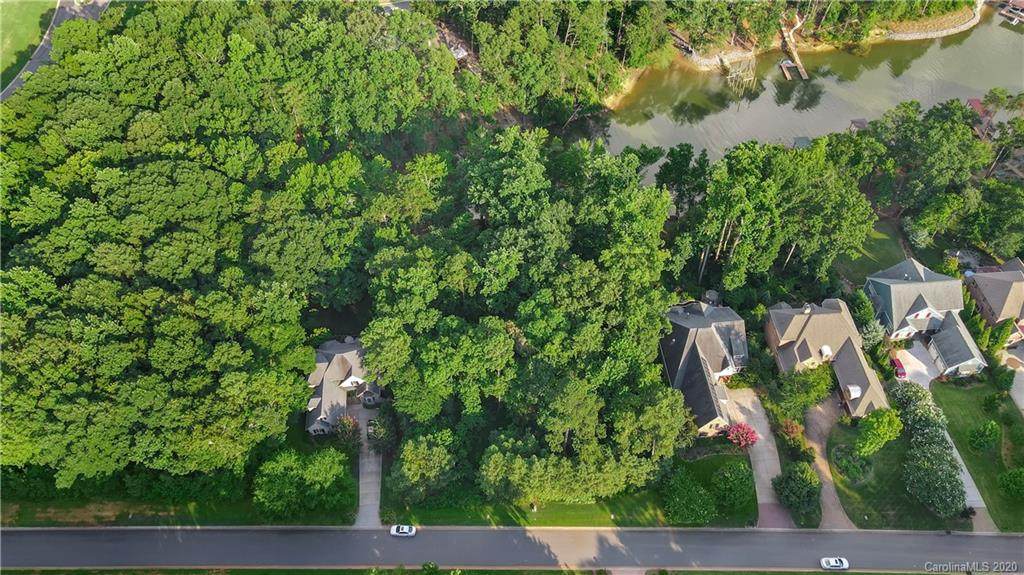 1521 Reflection Pointe Boulevard - Photo 1