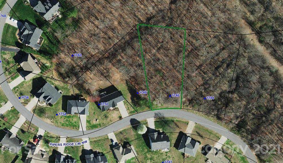 1746 Pipers Ridge Circle - Photo 1