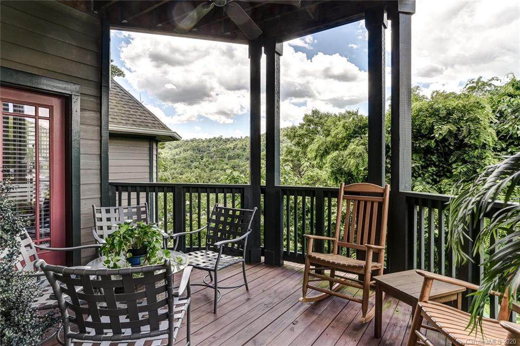 9 Kenilworth Knoll - Photo 1