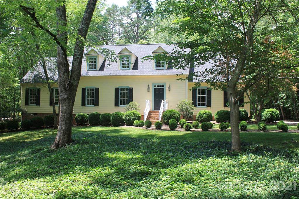 704 Spring Side Drive - Photo 1