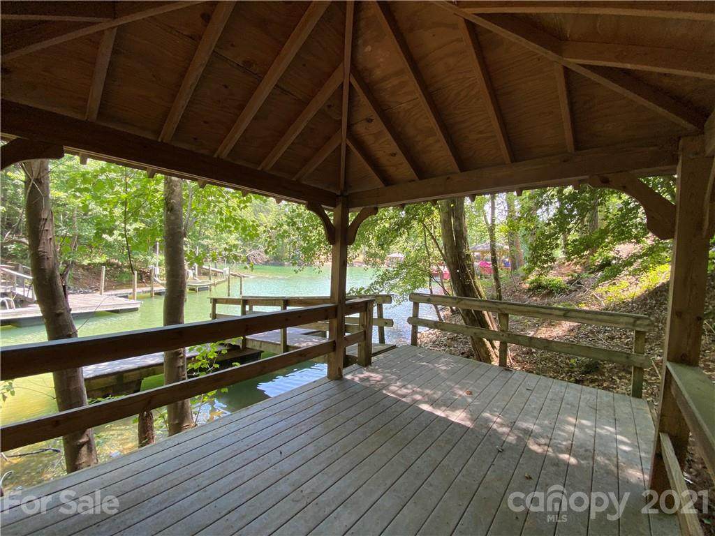 1277 Northview Drive - Photo 1