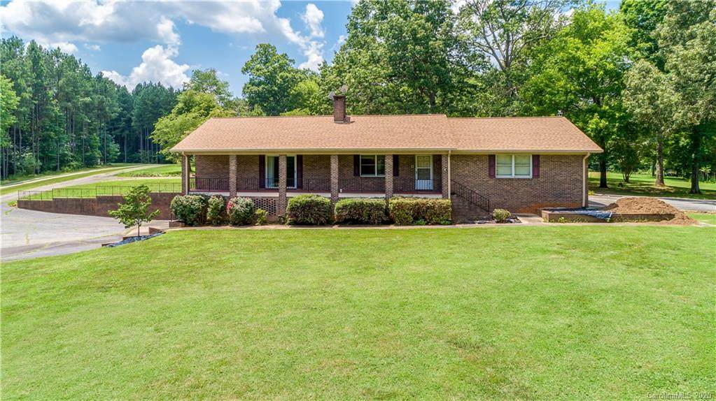 2959 Mt Pleasant Road - Photo 1