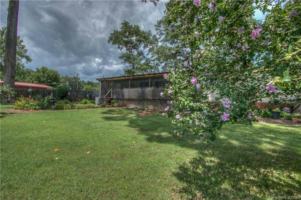 417 Lanier Avenue - Photo 1