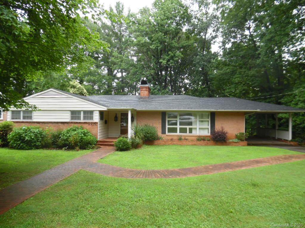 126 Pearson Drive - Photo 1