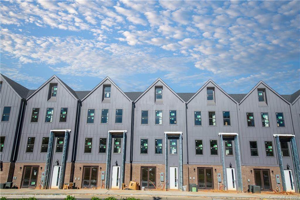 4015 Plaza Row Court - Photo 1