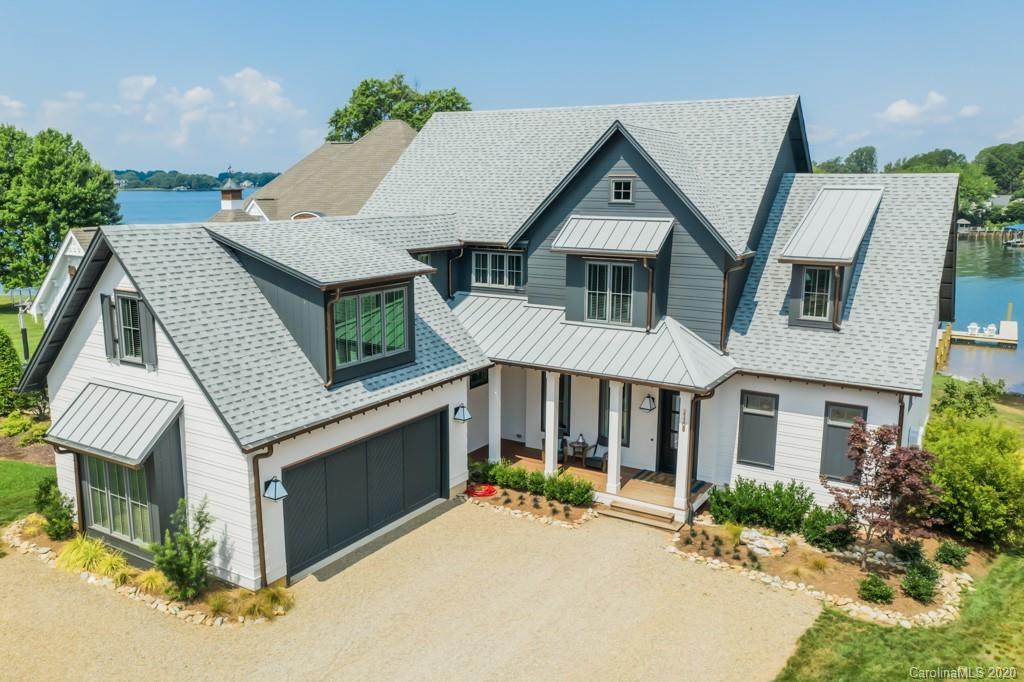 21109 Lakeview Circle - Photo 1