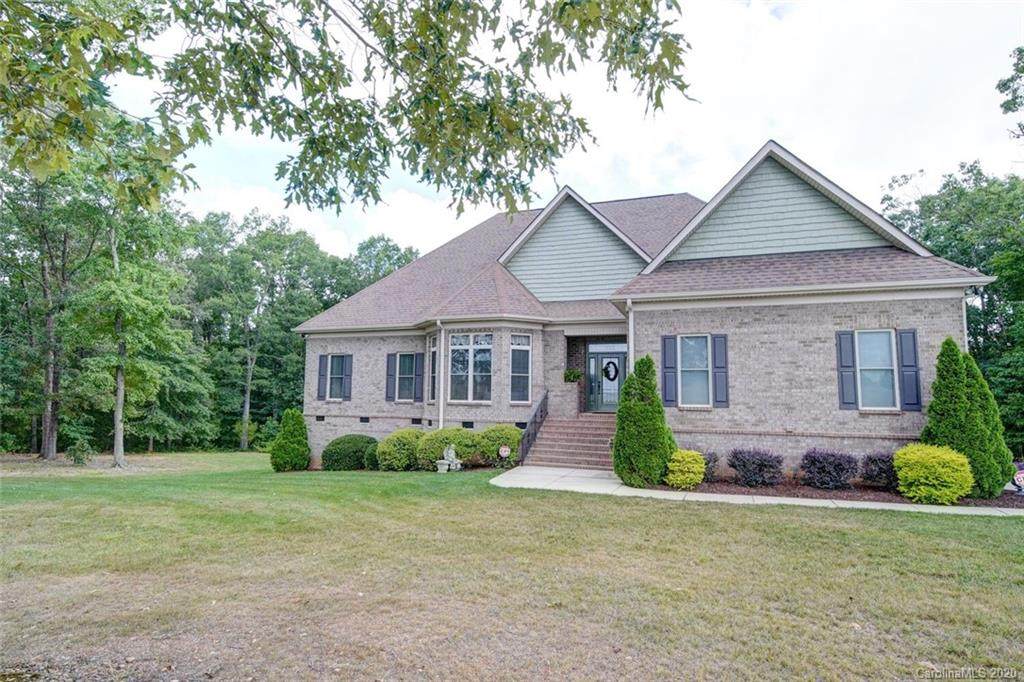 4027 Yesteryears Lane - Photo 1