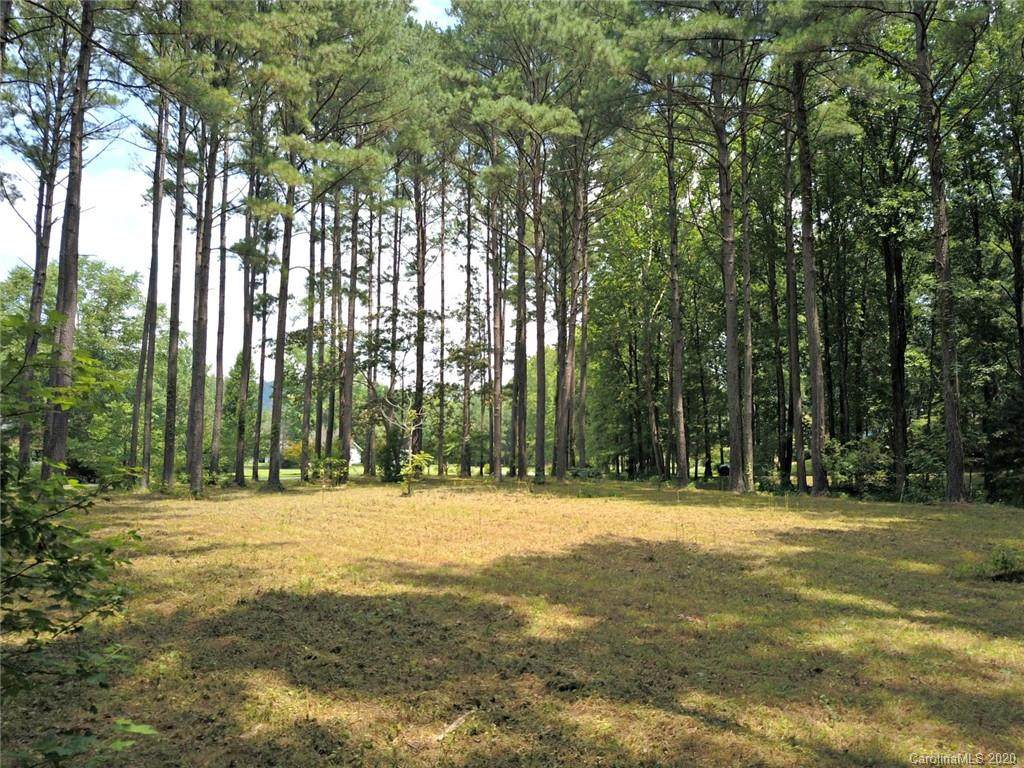 000 Fox Briar Drive - Photo 1