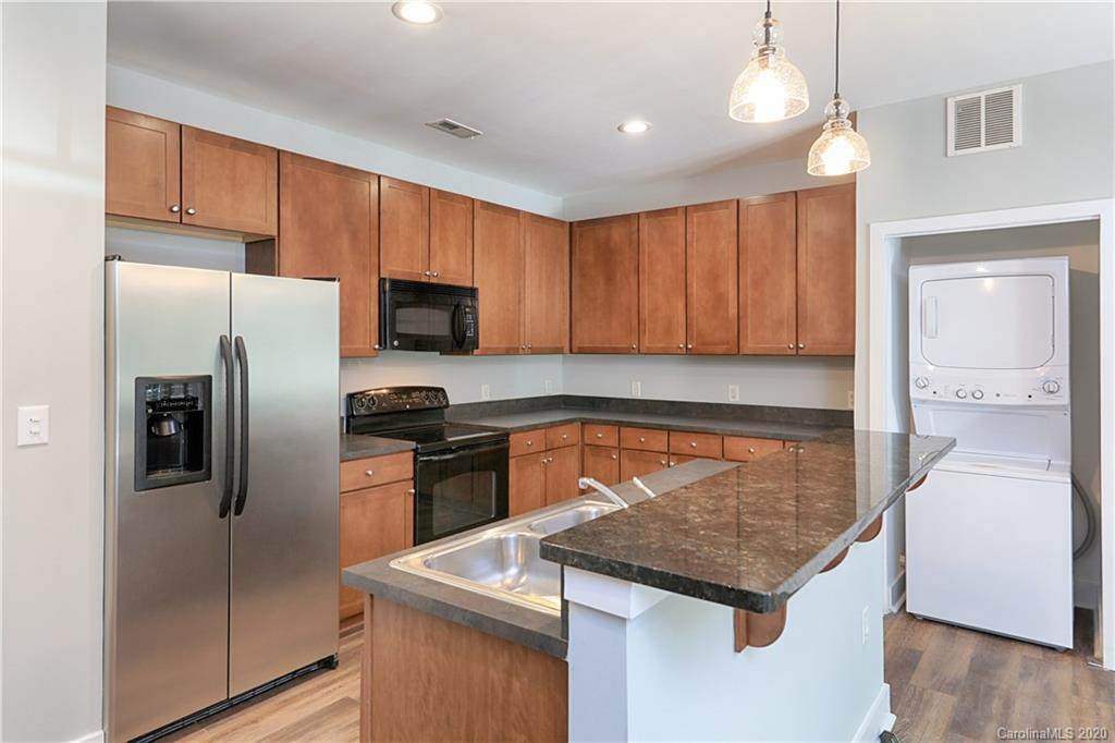 630 Calvert Street - Photo 1
