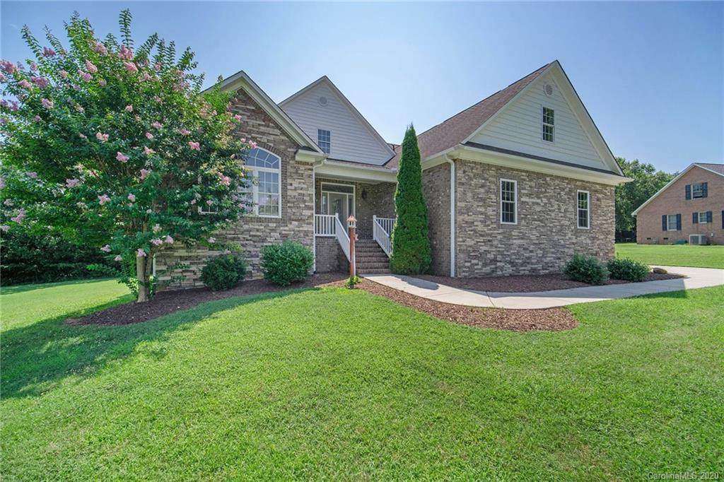 326 Trappers Ridge Drive - Photo 1