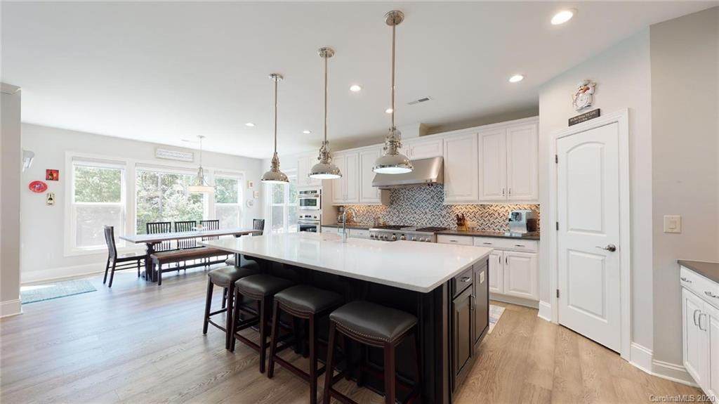 438 Knotgrass Drive - Photo 1