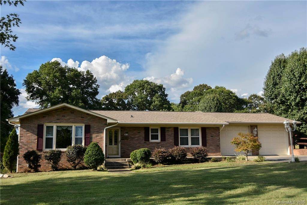 601 Maryland Avenue - Photo 1
