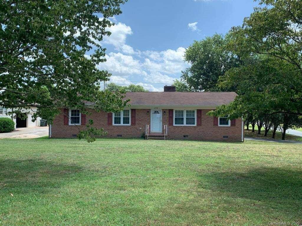 2402 Hillcrest Drive - Photo 1